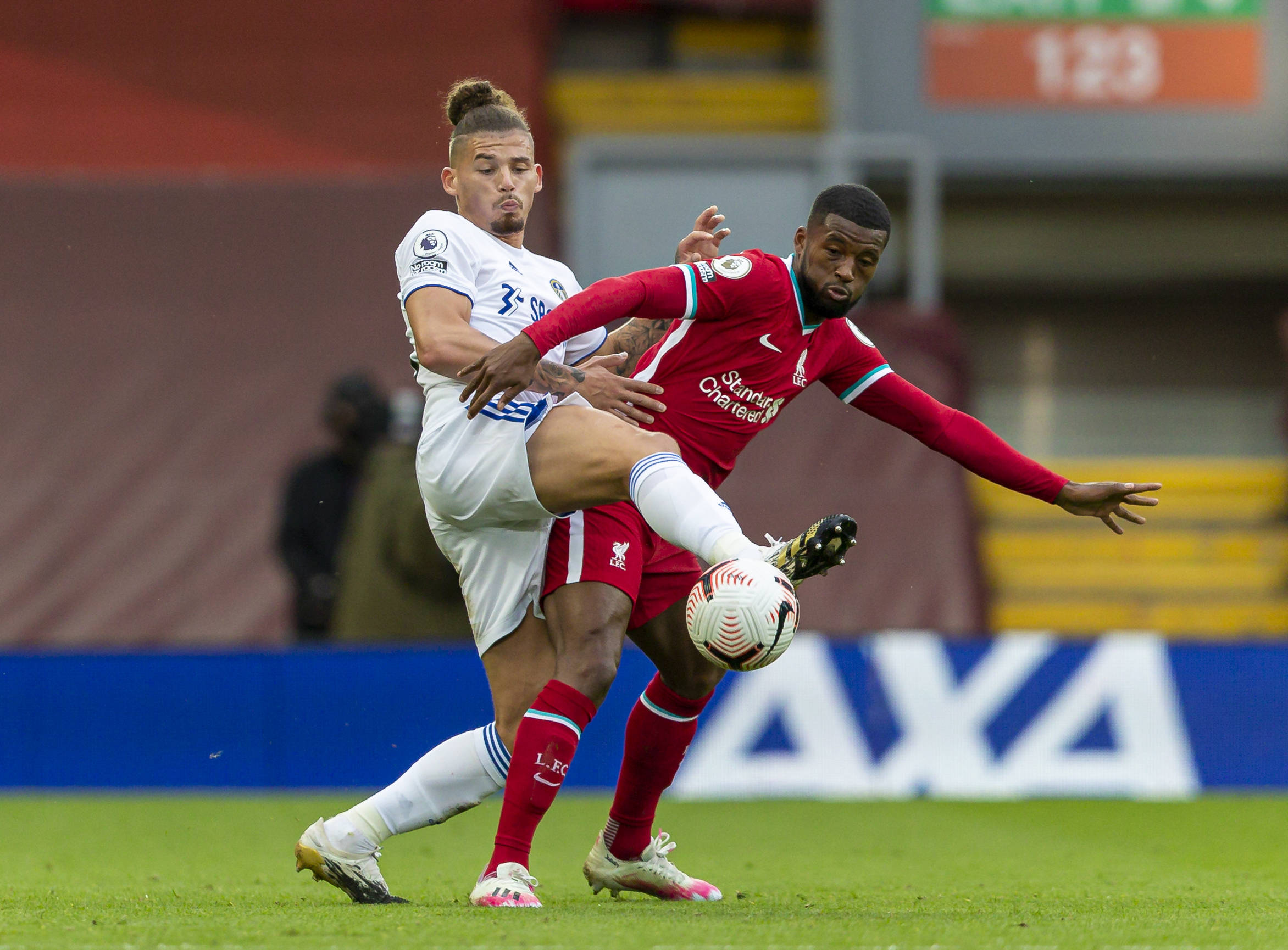 贏得令人信 贏得令人信